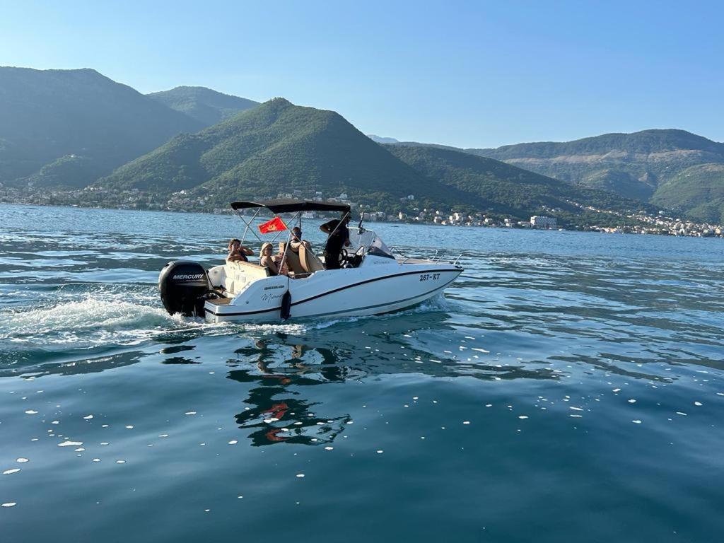 Hill Apartments Kotor Dış mekan fotoğraf