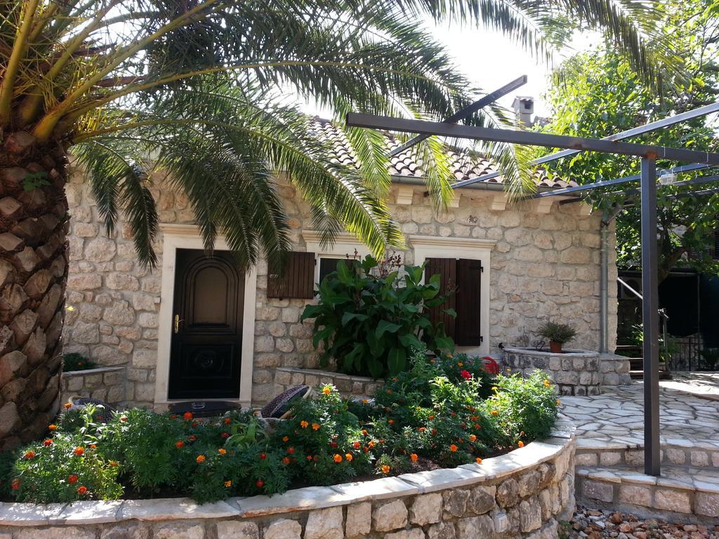 Hill Apartments Kotor Dış mekan fotoğraf