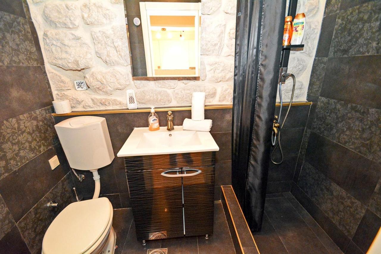 Hill Apartments Kotor Dış mekan fotoğraf