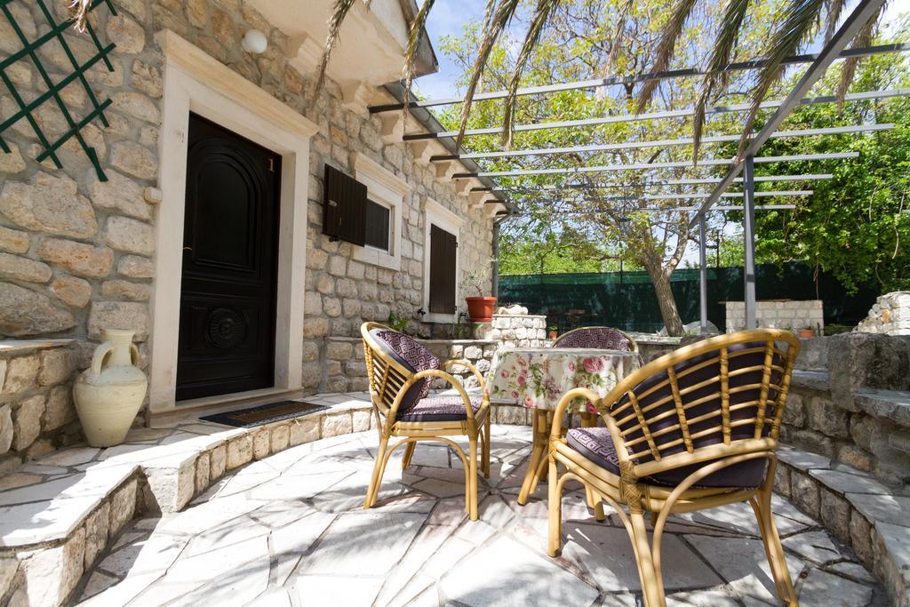 Hill Apartments Kotor Dış mekan fotoğraf